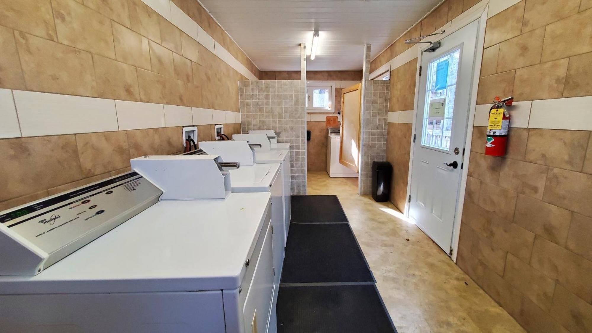 Oakhill Pines Campground Бриджуотър Екстериор снимка