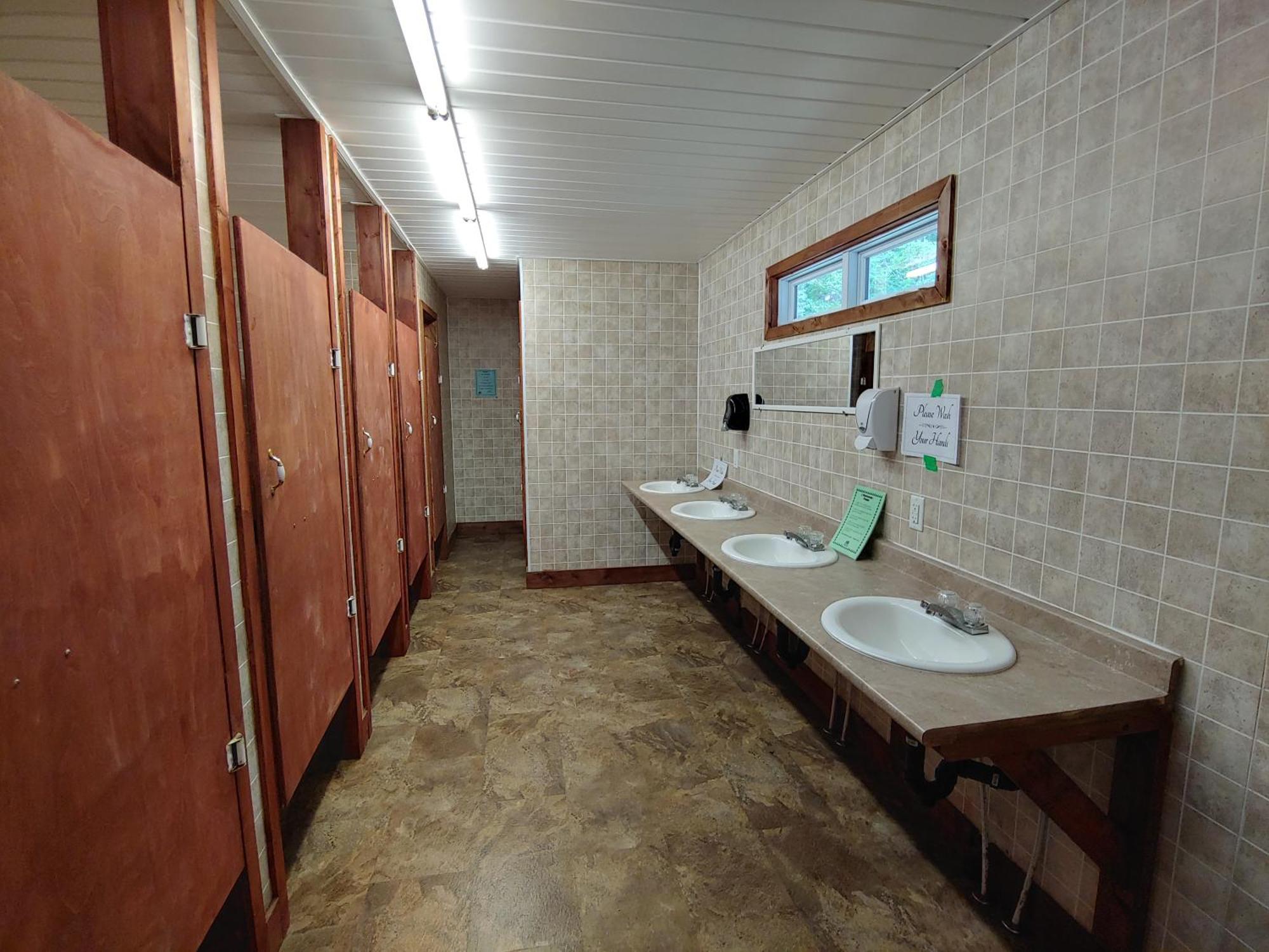 Oakhill Pines Campground Бриджуотър Екстериор снимка