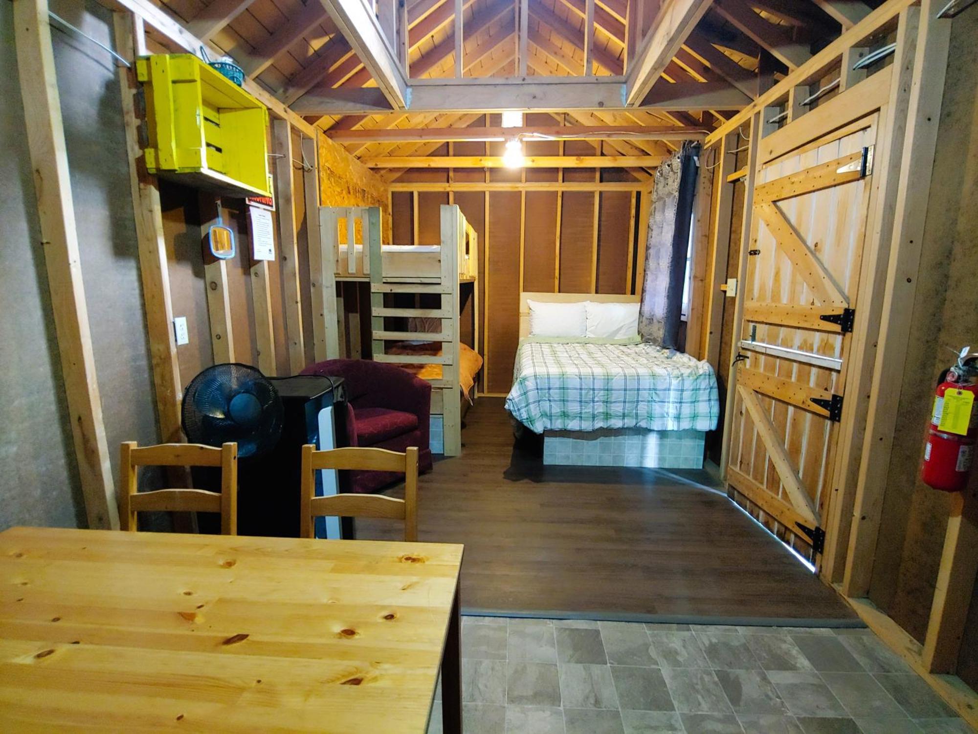 Oakhill Pines Campground Бриджуотър Екстериор снимка
