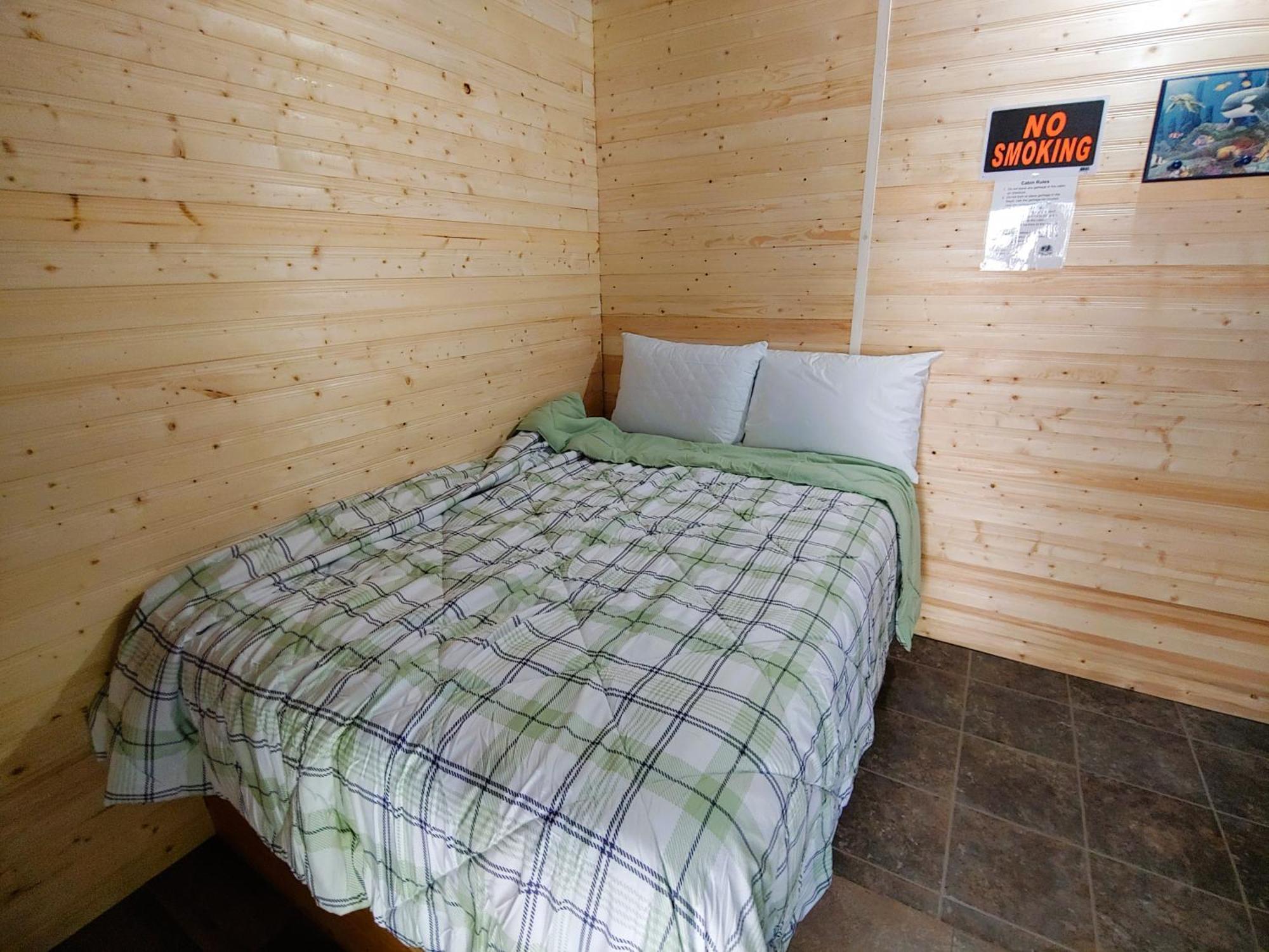 Oakhill Pines Campground Бриджуотър Екстериор снимка